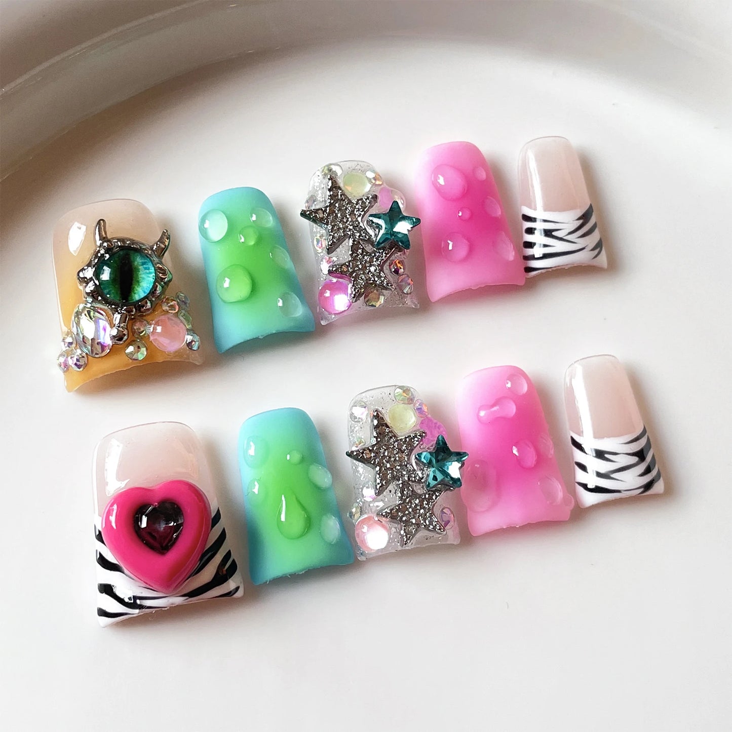 10pcs Handmade Fake Nails Duckbill Shaped Press On Nails Colorful Leopard-print French False Nails With 3D Carved Flower Designs