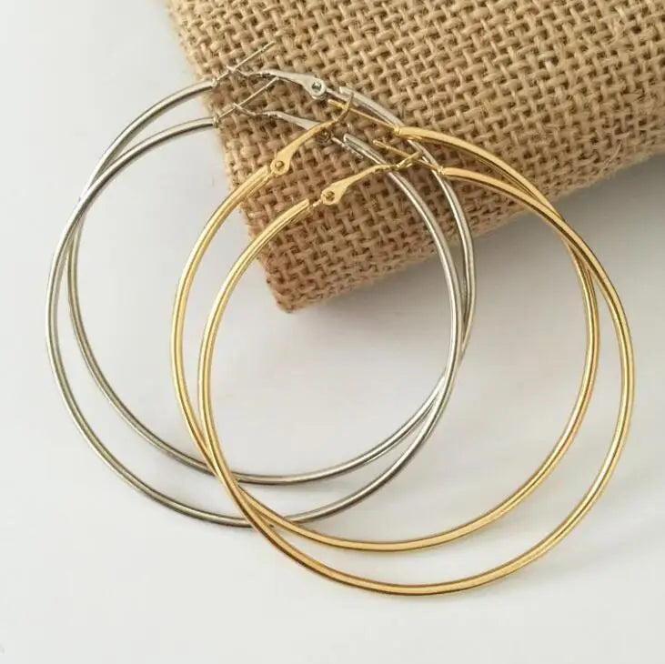 Fashion Jewelry Round Big Hoop Earrings in Gold Silver and Black