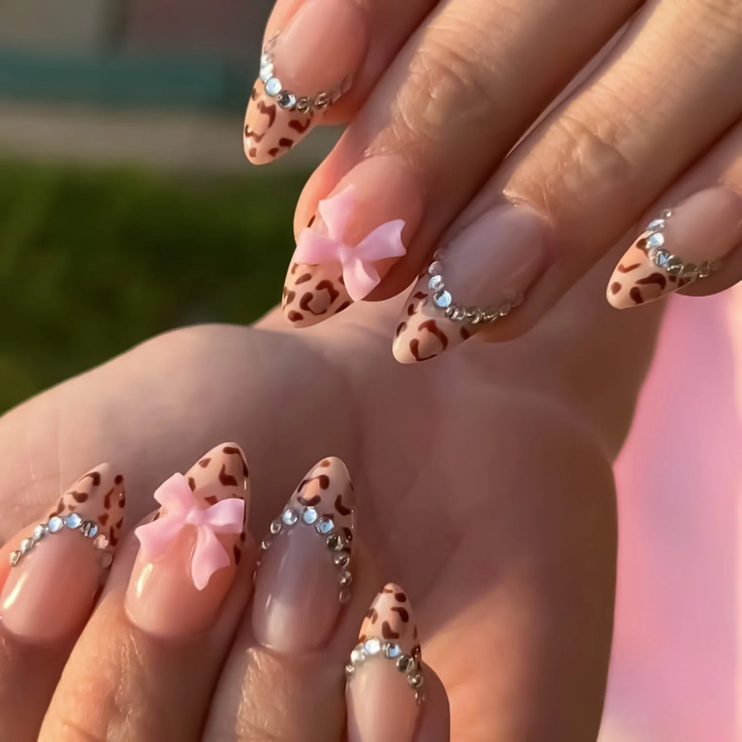24Pcs Pink French Style Fake Nails 3D Bowknot