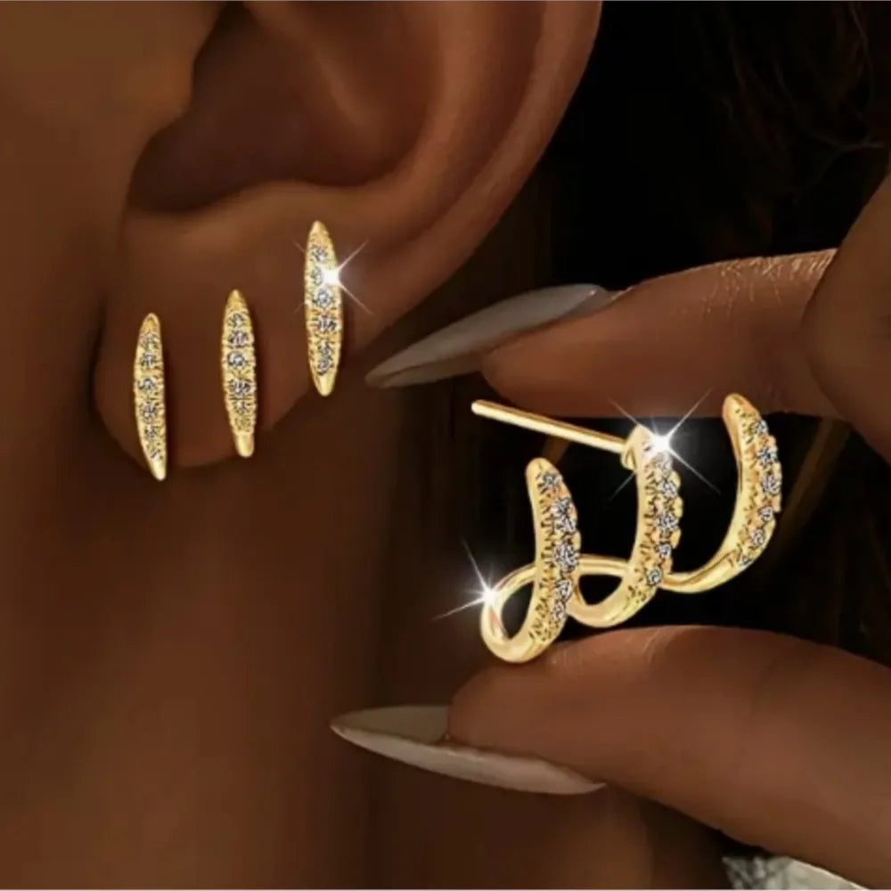 2pcs Elegant Rhinestone Three-Claw Earrings