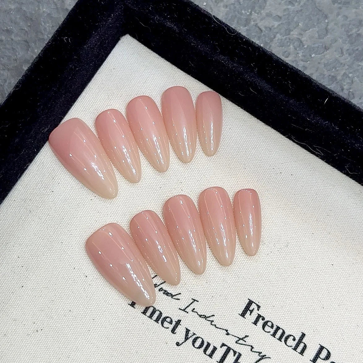 10pcs Blush Pink Almond Handmade Press On Nails Gradient Solid Color Fake Nails With Glue Full Cover Acrylic Press on Nails Tip