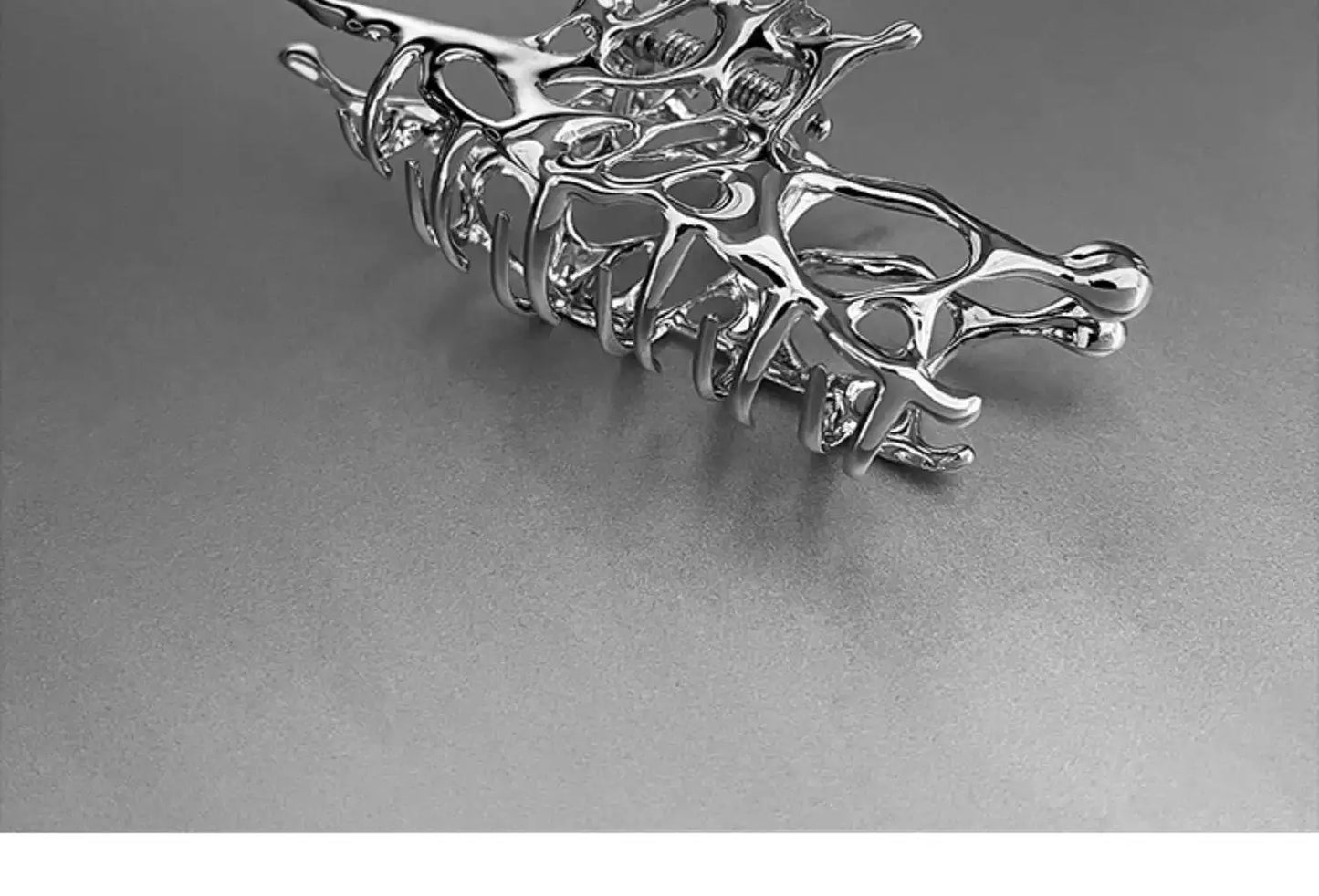 1/2PCS Geometric Claw Clips Women Large Metal Silver Color Korean Fashion Shark Hair Clips Grab Clamps Girls Hair Accessories