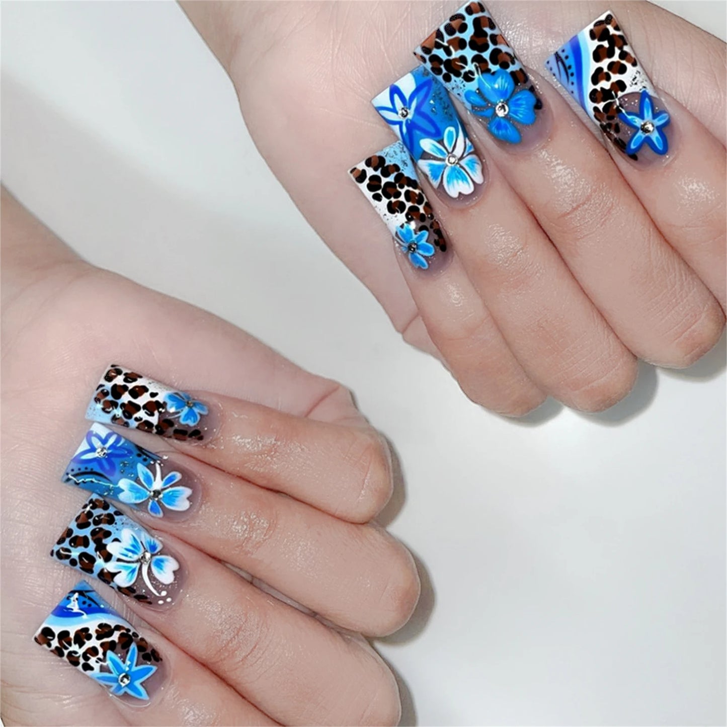 24Pcs Pink French Style Fake Nails 3D Bowknot