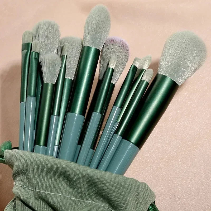 Professional Makeup Brush Set – Soft Blending
