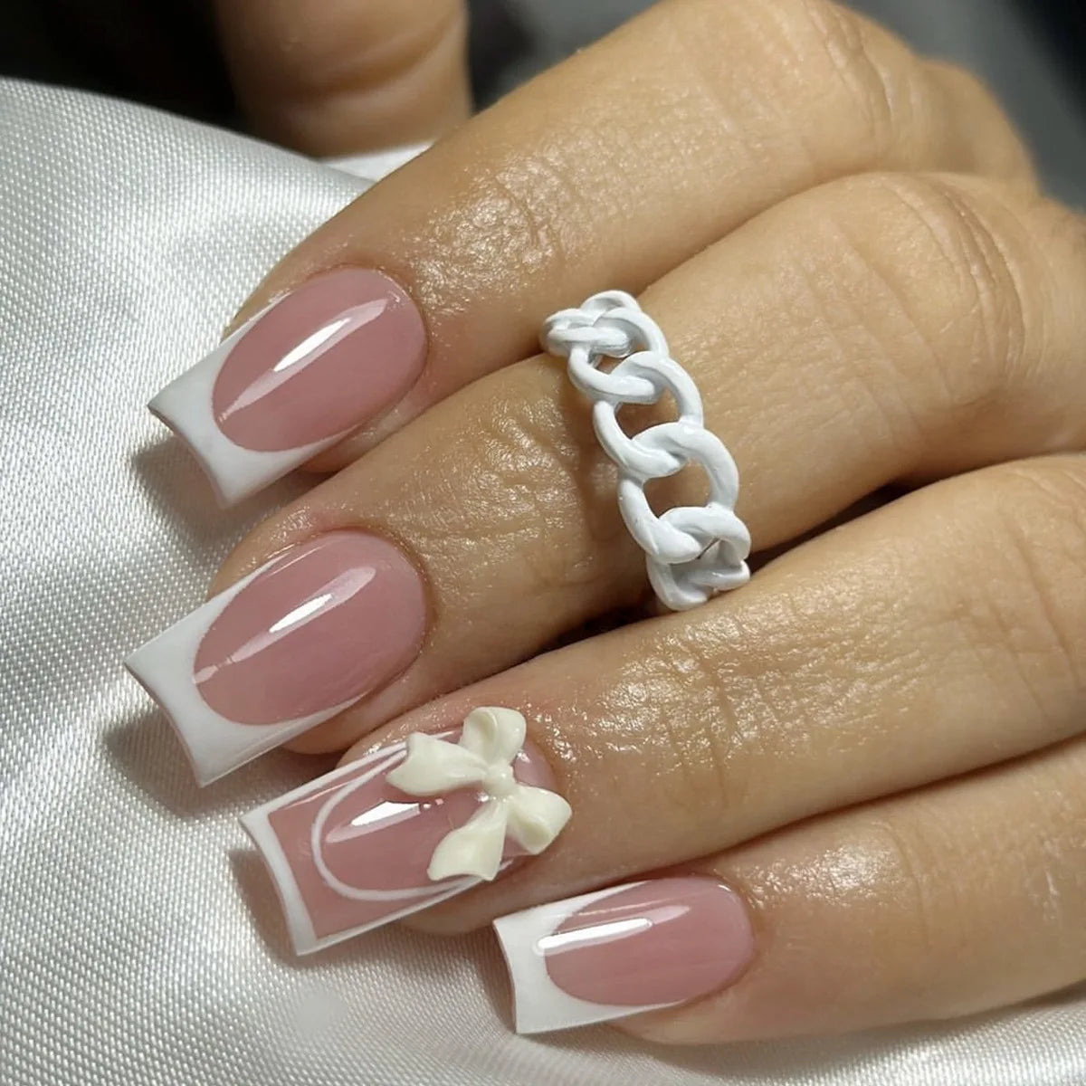 White French Press on Nails 3D Bowknot Fake Nails