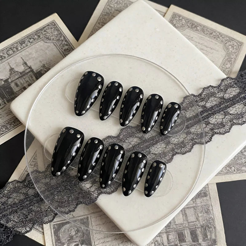 10PCS Black Handmade Press on Nails Rock-Chic Manicure Luxury Gothic Almond False Nails Artificial Resuable Elegance Press ons