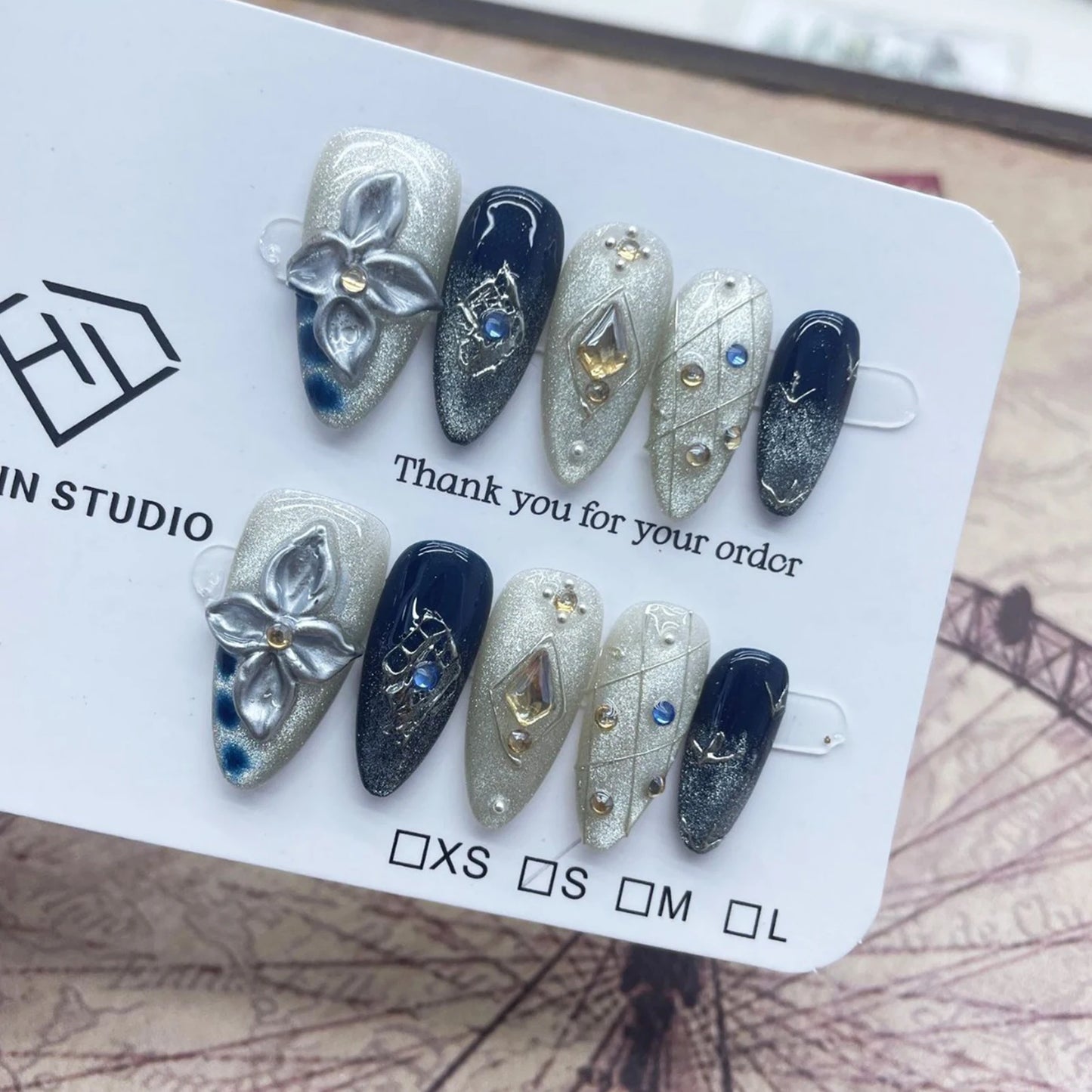 10PCS Handmade Almond Fake Nails With Carved 3D Floral Cat Eyes Pearl Brown Fake Nails Long Oval False Nail Wearable