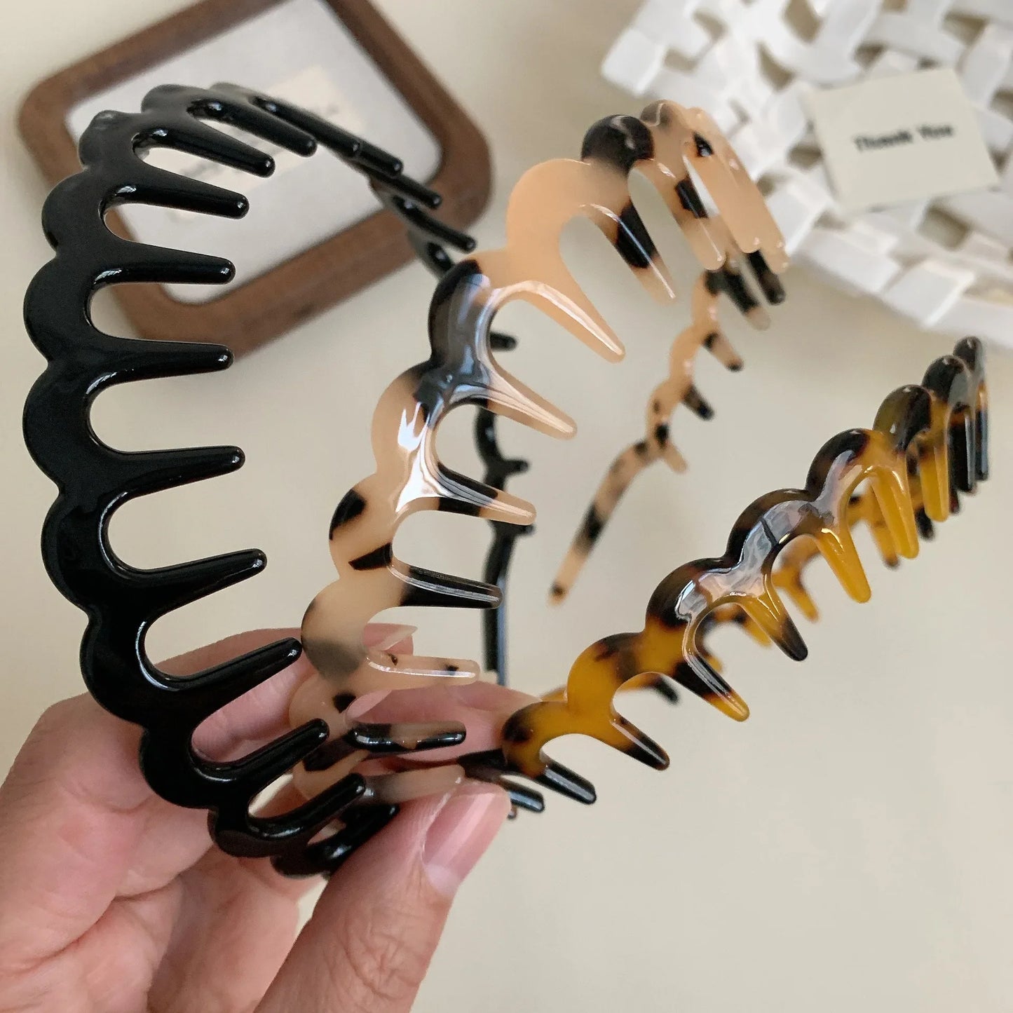 Wave Headbands for Women Fashion Acetate Toothed