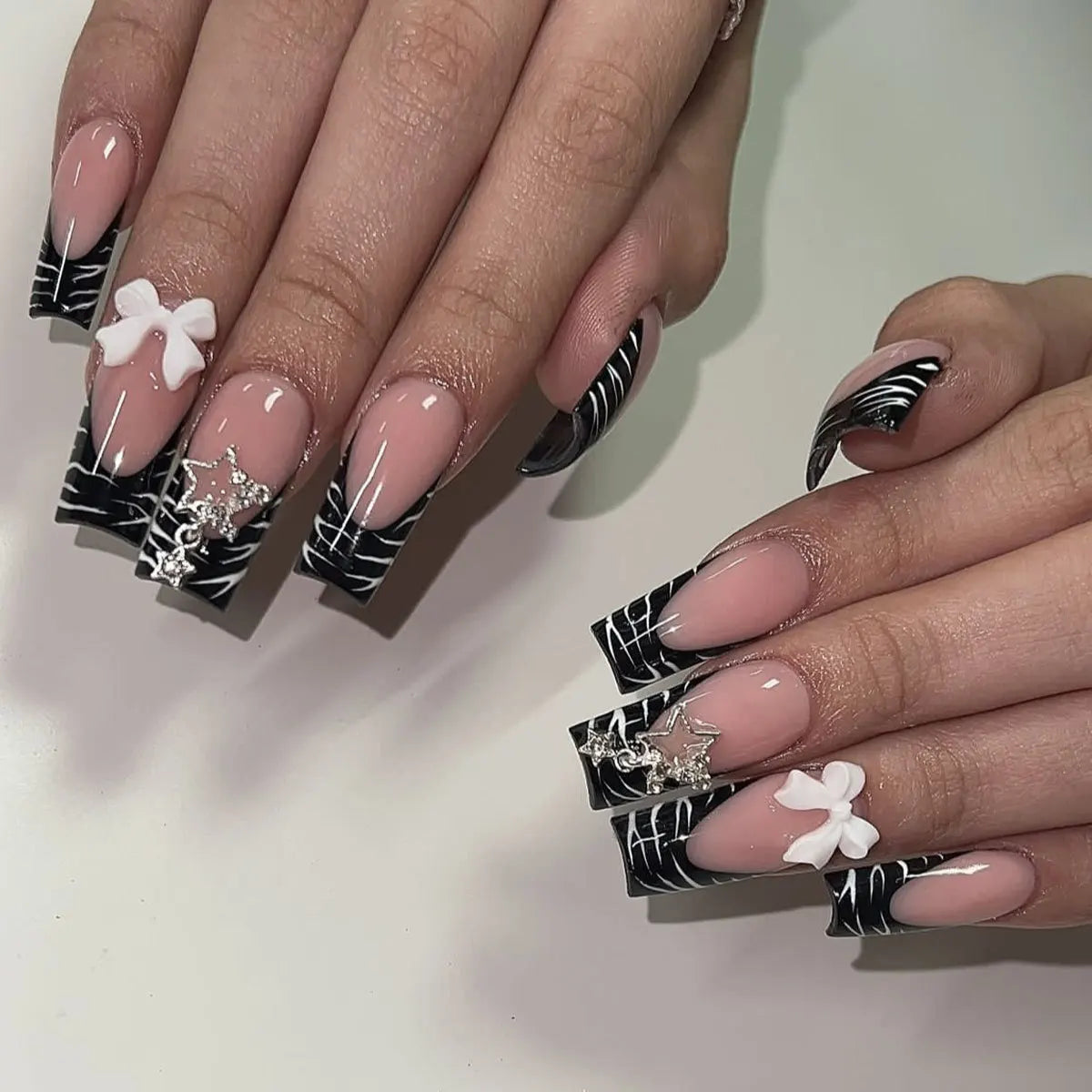 24Pcs Pink French Style Fake Nails 3D Bowknot