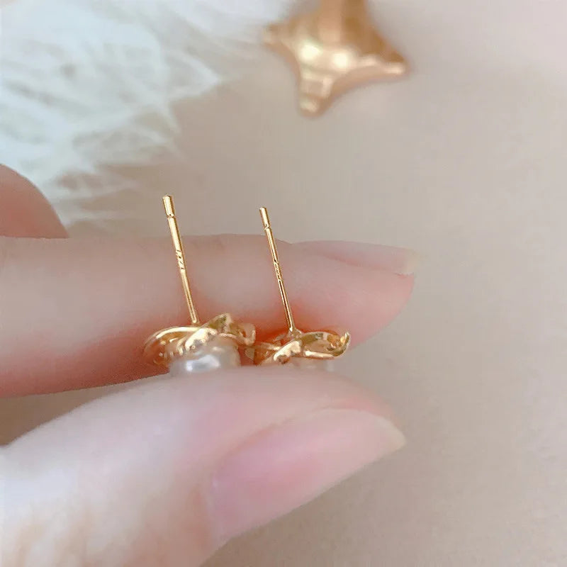 Upscale Gold Earrings