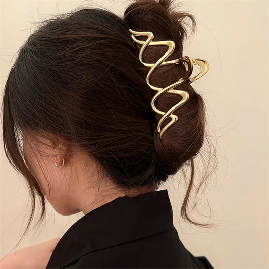 Elegant Geometric Wave Metal Gold Silver Hair Claw Clip For Women Accessories Large Punk Crab Jaw Clamps Hairgrip Headdress 2023