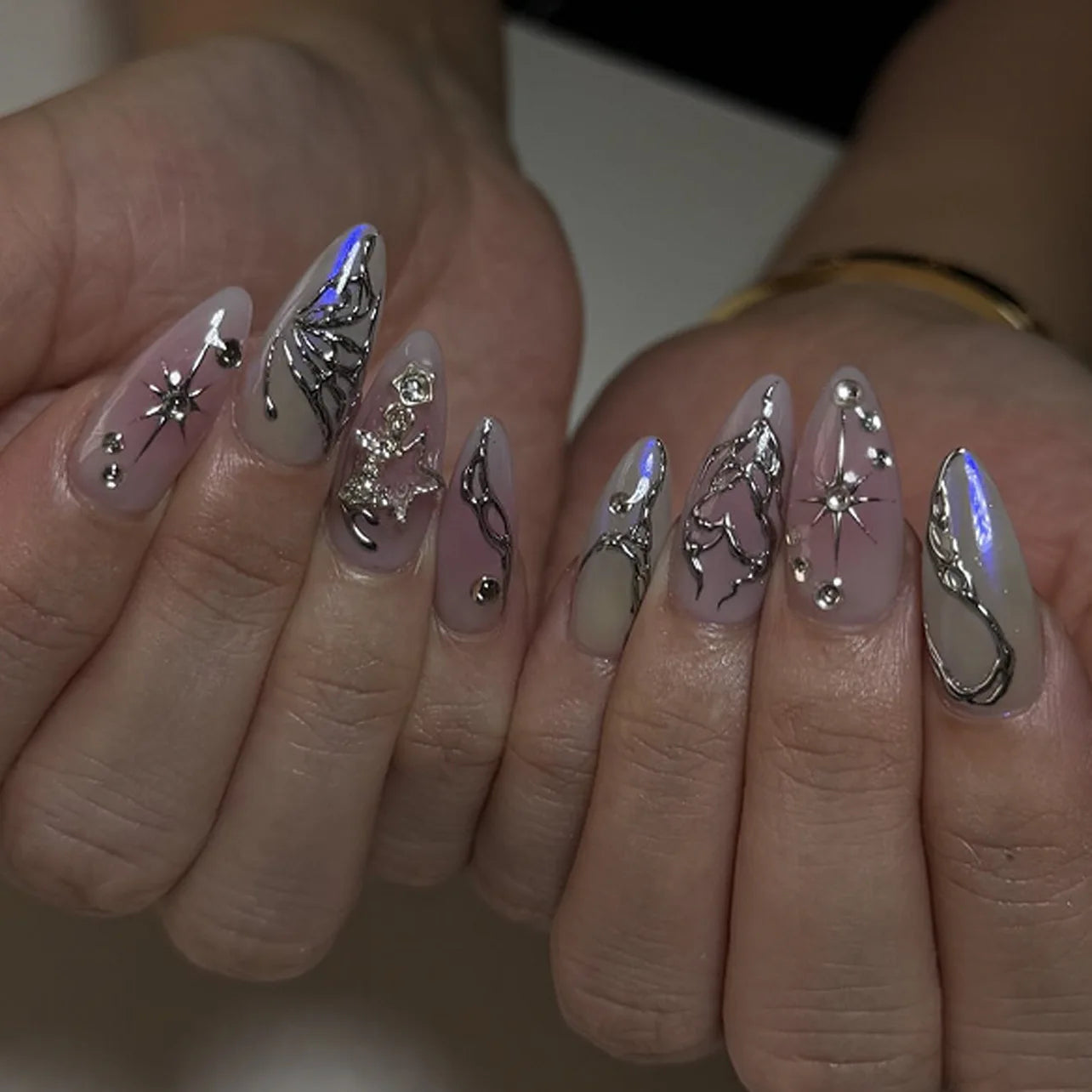 24Pcs Dark Press on Fake Nails with Black Glitter