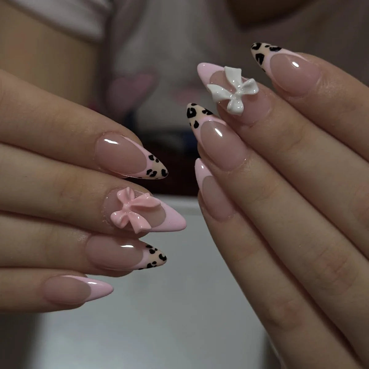 24Pcs Pink French Style Fake Nails 3D Bowknot