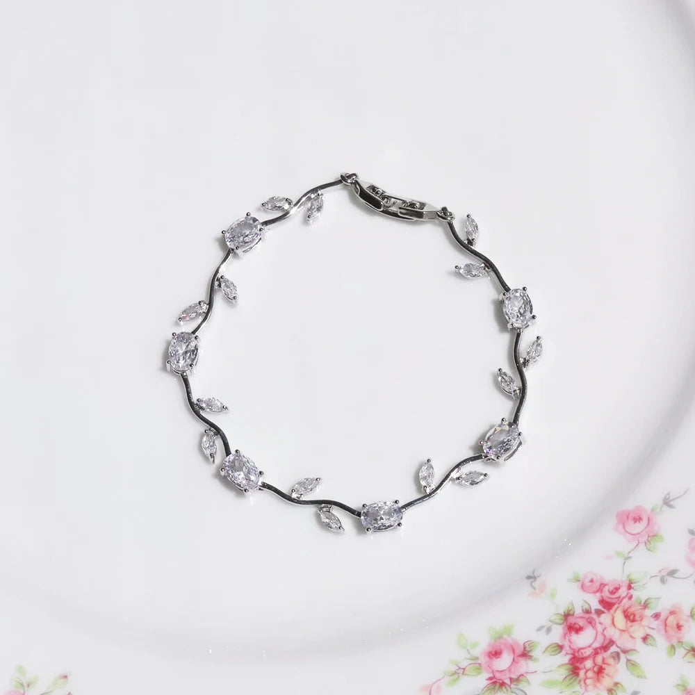 Luxury 16 Colors Sparkling Leaf Cubic Zirconia