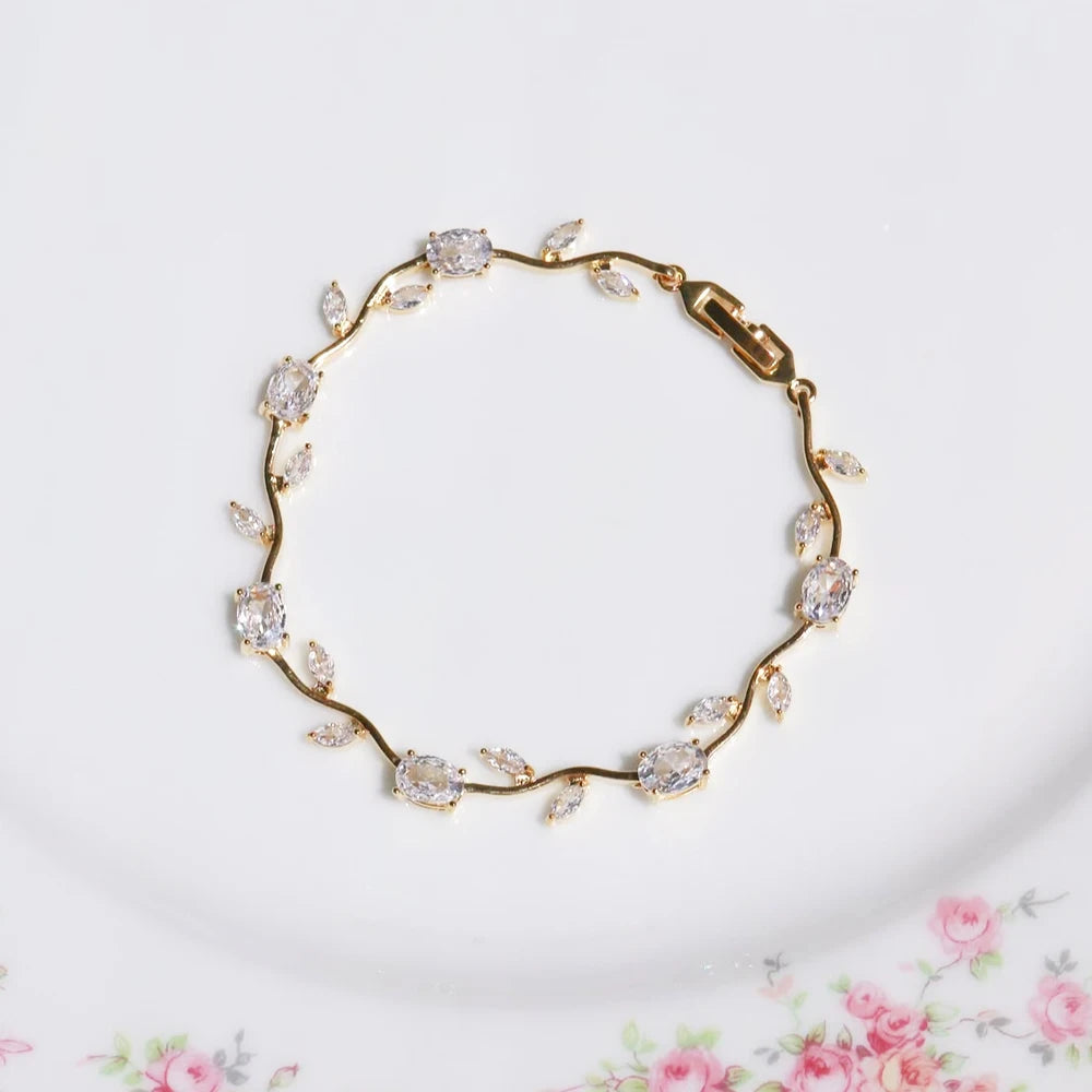 Luxury 16 Colors Sparkling Leaf Cubic Zirconia